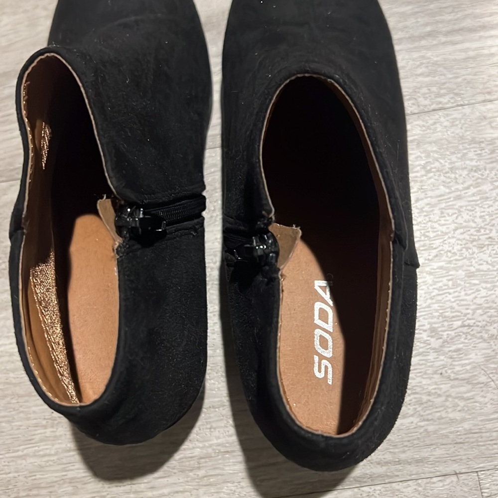 $20 booties - Picture 4 of 5